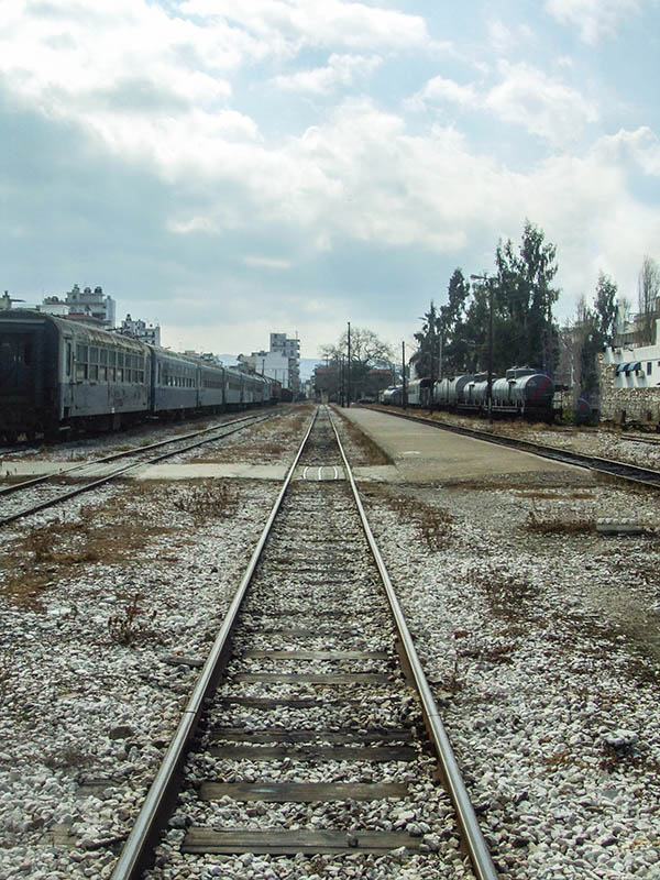 Η παλαιά σιδηροδρομική γραμμή της Πάτρας